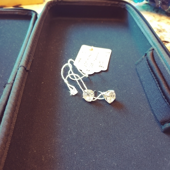 3ct AAA CZ Swarovski Earings - Picture 2 of 4